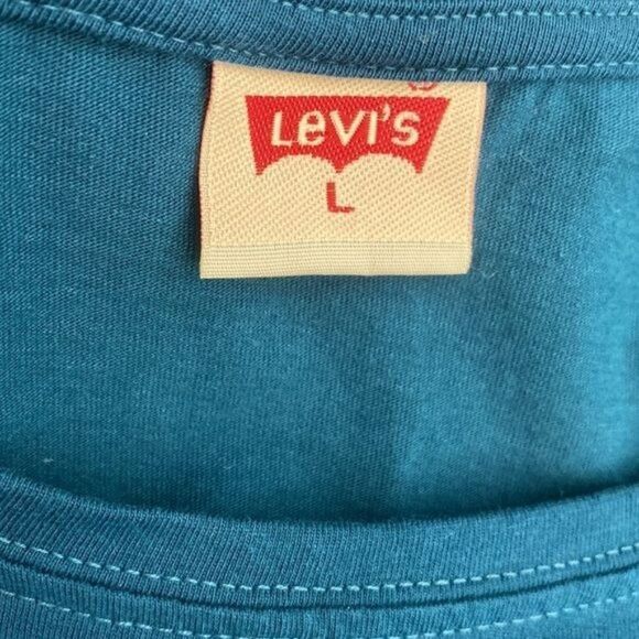 Levi’s Tee-Shirt Size L - Picture 6 of 6